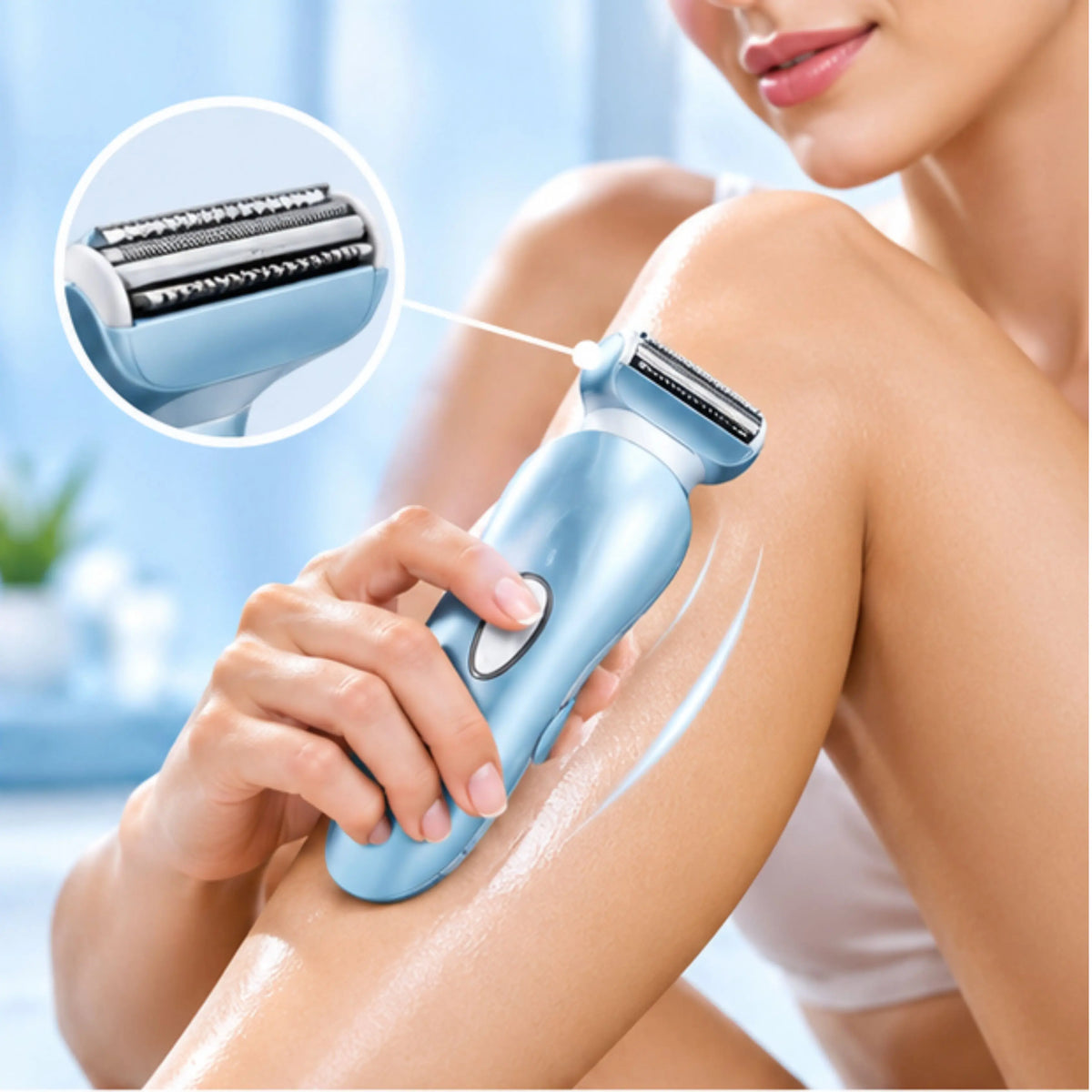 Compact Women's Body Razor – Flexible Head, Replaceable Blades